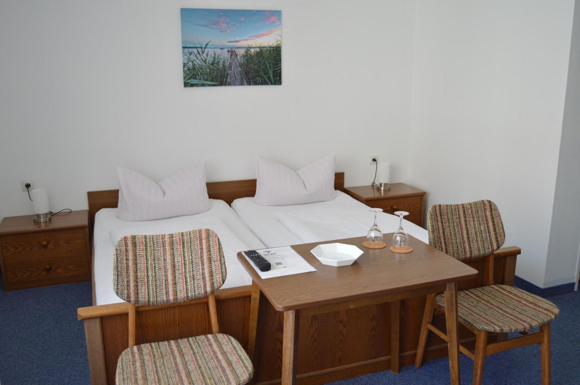 Gasthof-Pension Fraenkische Schweiz 오베르트루바크 외부 사진